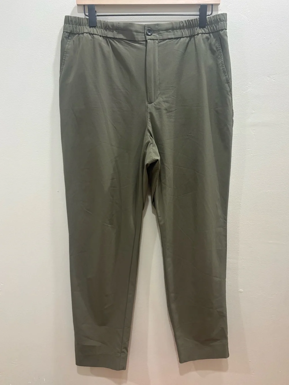 Banana Republic Factory AirStretch Tapered Ankle Pants Olive Green M